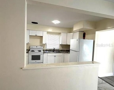 17 W Winter Park Street - Photo Thumbnail 5