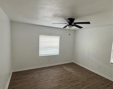 2016 E Clifton Street - Photo Thumbnail 23