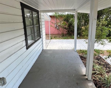 2016 E Clifton Street - Photo Thumbnail 2