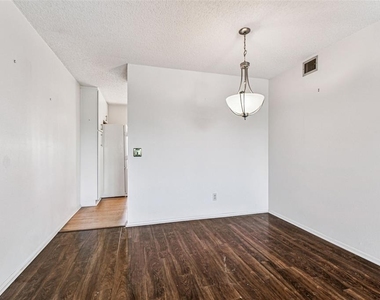 2455 Finlandia Lane - Photo Thumbnail 18