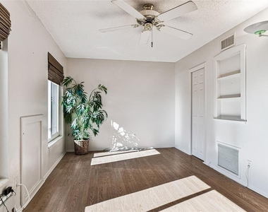2455 Finlandia Lane - Photo Thumbnail 7