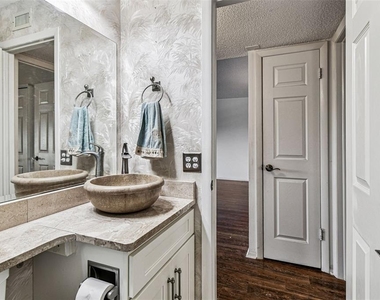 2455 Finlandia Lane - Photo Thumbnail 29