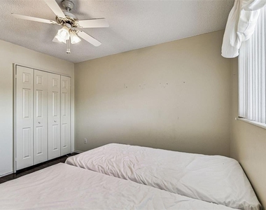 2455 Finlandia Lane - Photo Thumbnail 27