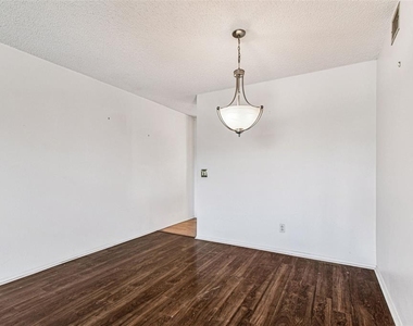 2455 Finlandia Lane - Photo Thumbnail 17
