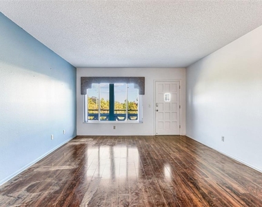 2455 Finlandia Lane - Photo Thumbnail 20