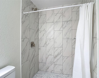 326 S Grosse Avenue - Photo Thumbnail 26