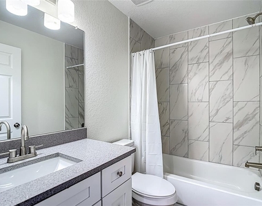 326 S Grosse Avenue - Photo Thumbnail 36