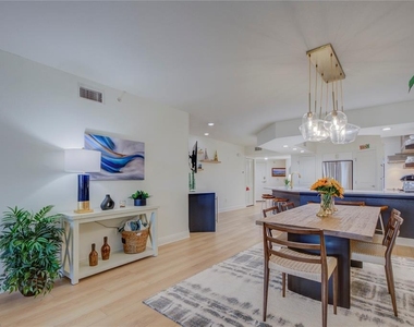 5353 Gulf Boulevard - Photo Thumbnail 12