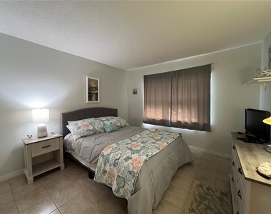 3668 Trophy Boulevard - Photo Thumbnail 21