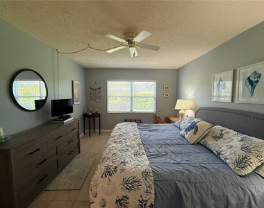 3668 Trophy Boulevard - Photo Thumbnail 16
