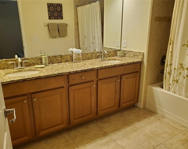 8965 Cat Palm Road - Photo Thumbnail 14