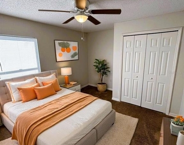 205 Churchill Court - Photo Thumbnail 9