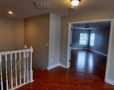 12827 Oulton Circle - Photo Thumbnail 15