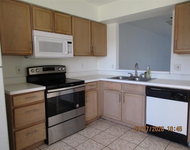 13336 Fairway Glen Drive - Photo Thumbnail 7