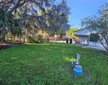 1745 Foxcreek Lane - Photo Thumbnail 48