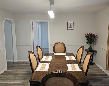 1745 Foxcreek Lane - Photo Thumbnail 8