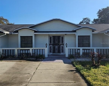 1745 Foxcreek Lane - Photo Thumbnail 4