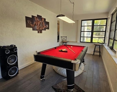 1745 Foxcreek Lane - Photo Thumbnail 36