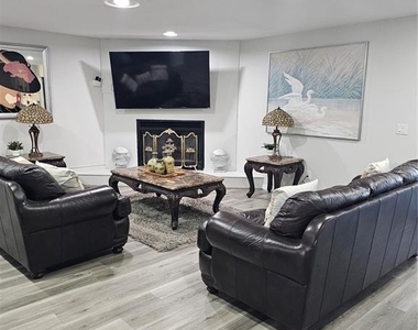 1745 Foxcreek Lane - Photo Thumbnail 9