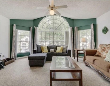 5004 Laguna Bay Circle - Photo Thumbnail 1