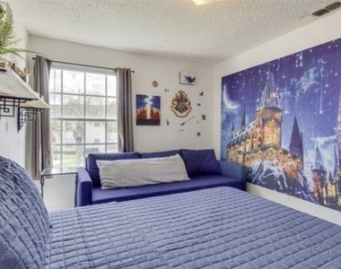 5004 Laguna Bay Circle - Photo Thumbnail 15