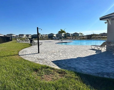 3019 Chantilly Drive - Photo Thumbnail 19
