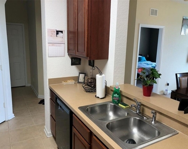2484 San Tecla Street - Photo Thumbnail 10