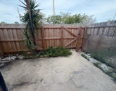 1610 Little River Drive - Photo Thumbnail 14