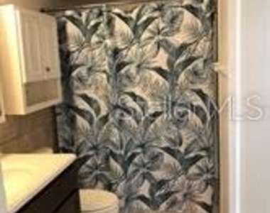 915 W Oak Ridge Road - Photo Thumbnail 6