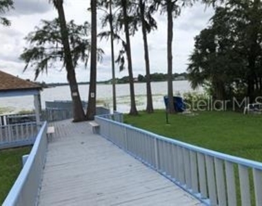 915 W Oak Ridge Road - Photo Thumbnail 13