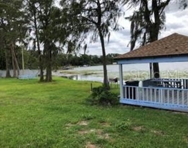 915 W Oak Ridge Road - Photo Thumbnail 12