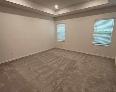 1500 Silver Lining Way - Photo Thumbnail 5