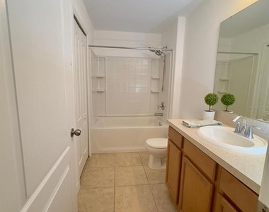1335 Priory Circle - Photo Thumbnail 15