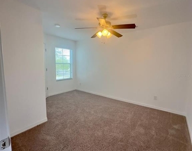 1335 Priory Circle - Photo Thumbnail 14