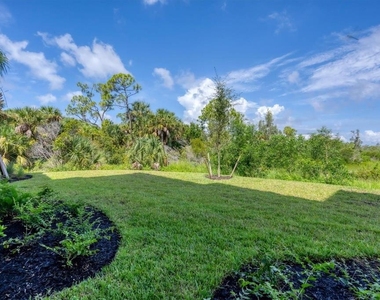 14161 Heritage Landing Boulevard - Photo Thumbnail 24