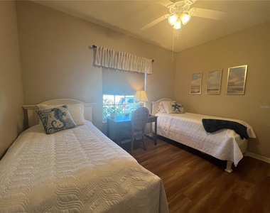 1717 Sunderland Drive - Photo Thumbnail 15