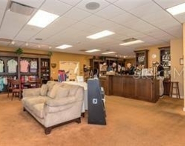 1717 Sunderland Drive - Photo Thumbnail 40
