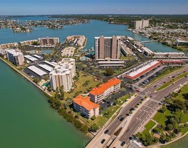 7540 Bay Island Drive S - Photo Thumbnail 39