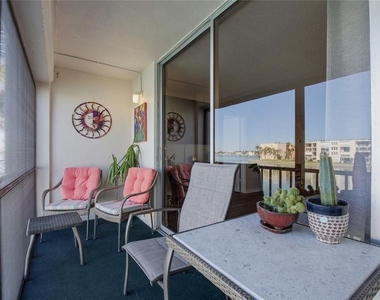 7540 Bay Island Drive S - Photo Thumbnail 29