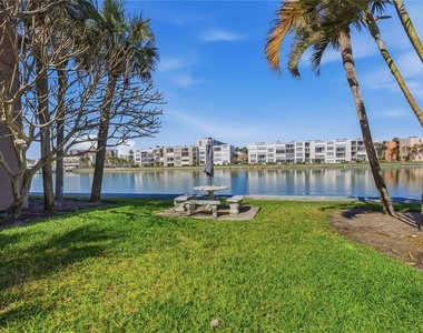 7540 Bay Island Drive S - Photo Thumbnail 41