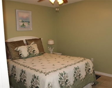5062 Live Oak Circle - Photo Thumbnail 25