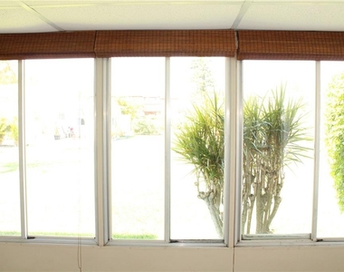 5062 Live Oak Circle - Photo Thumbnail 35