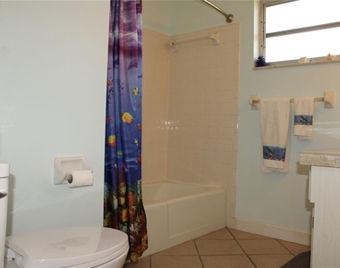 5062 Live Oak Circle - Photo Thumbnail 32