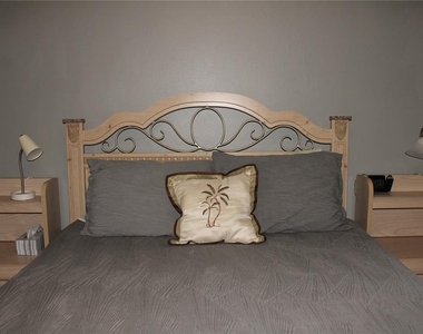 5062 Live Oak Circle - Photo Thumbnail 19