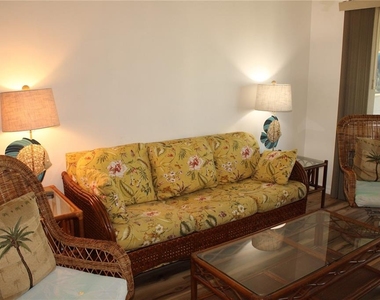 5062 Live Oak Circle - Photo Thumbnail 10