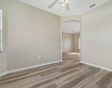 5939 Sandstone Avenue - Photo Thumbnail 10