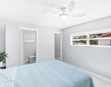 5320 Moeller Avenue - Photo Thumbnail 13