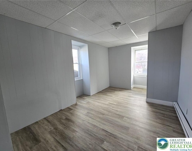 149 W Ridge - Photo Thumbnail 1