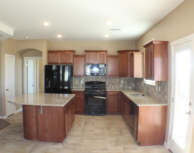 6757 Ixtapa Place - Photo Thumbnail 13