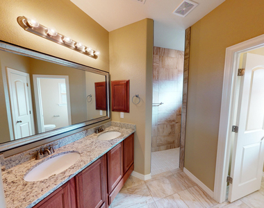 6757 Ixtapa Place - Photo Thumbnail 4